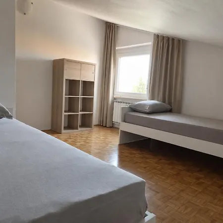 Apartma Sonce Pobegi