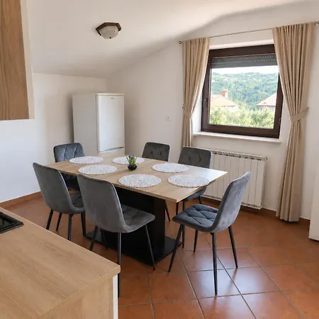 Lägenhet Apartma Sonce Pobegi